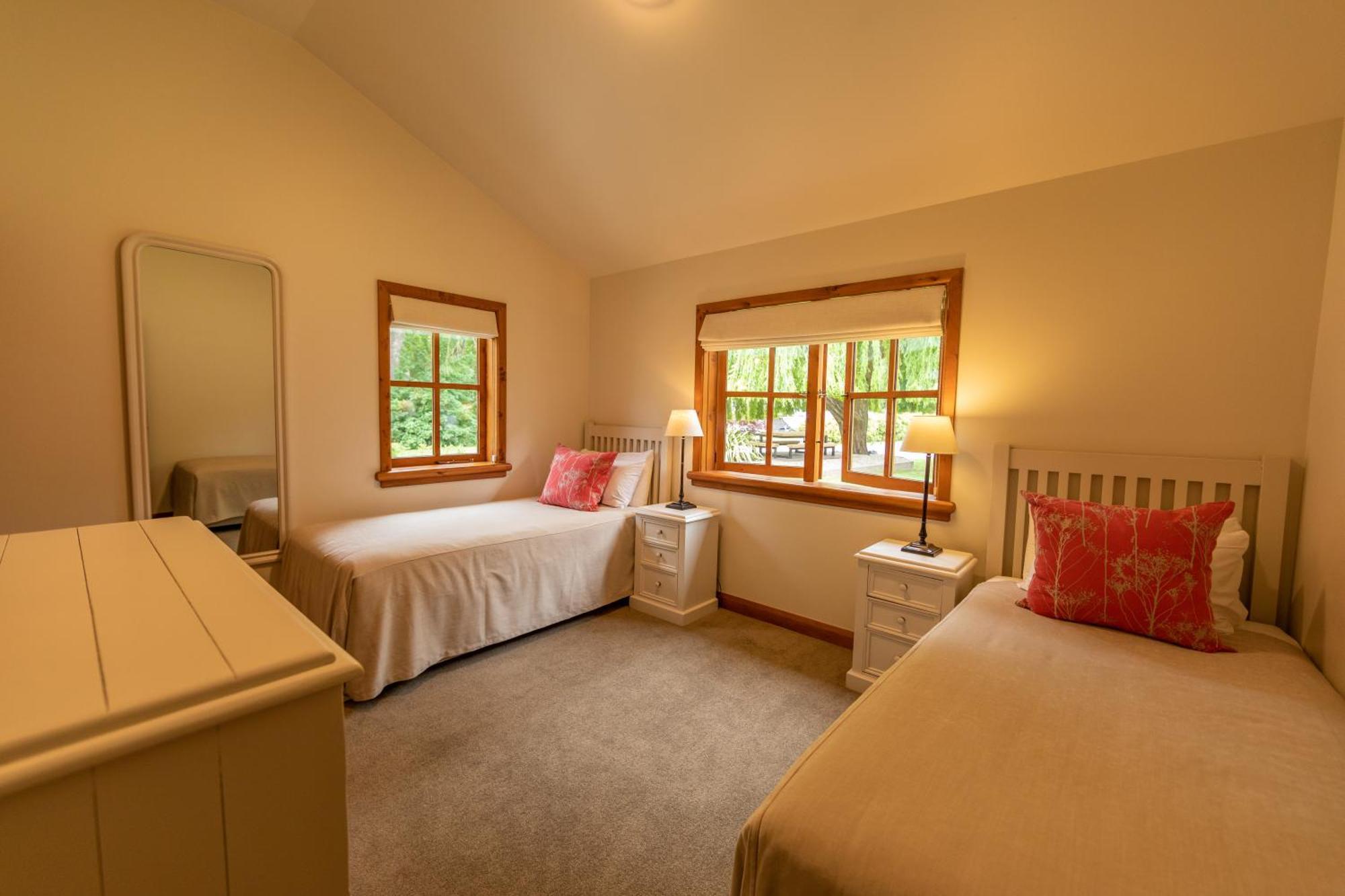 Wanaka Homestead Lodge & Cottages Ngoại thất bức ảnh